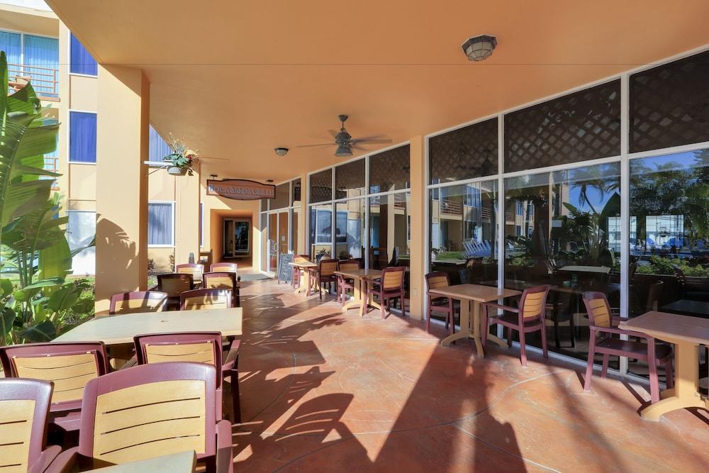 Dolphin Beach Resort St. Pete Beach Exteriör bild