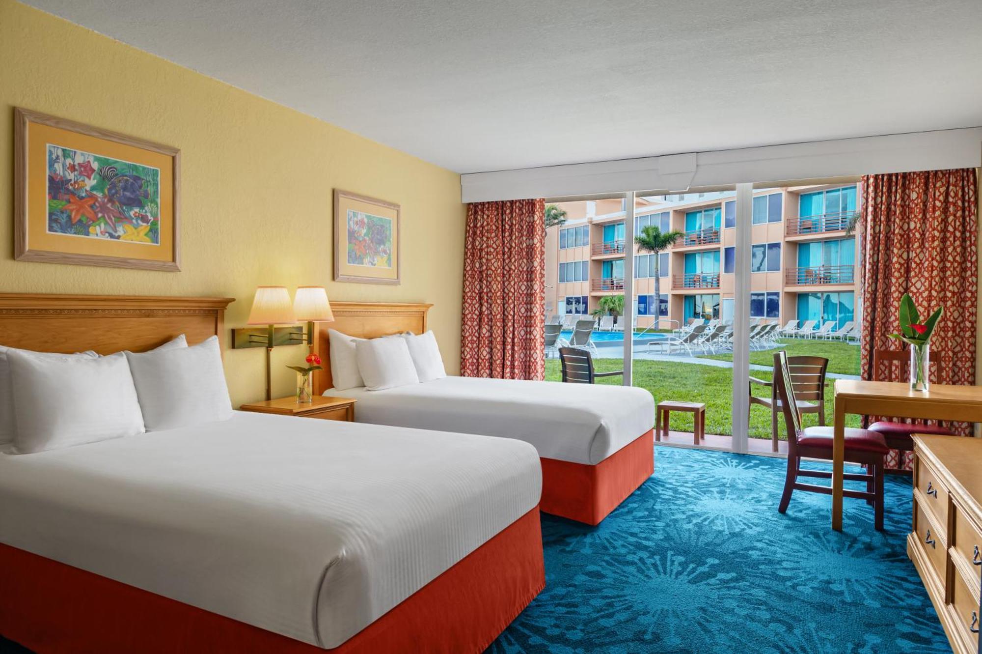 Dolphin Beach Resort St. Pete Beach Exteriör bild