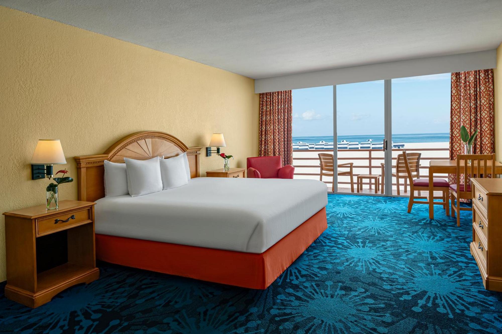 Dolphin Beach Resort St. Pete Beach Exteriör bild